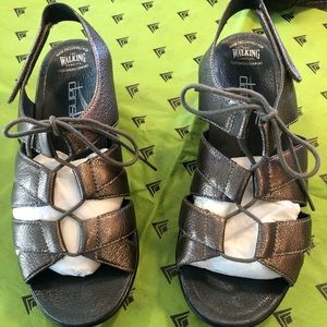 Dansko sandals, size 37, gray.